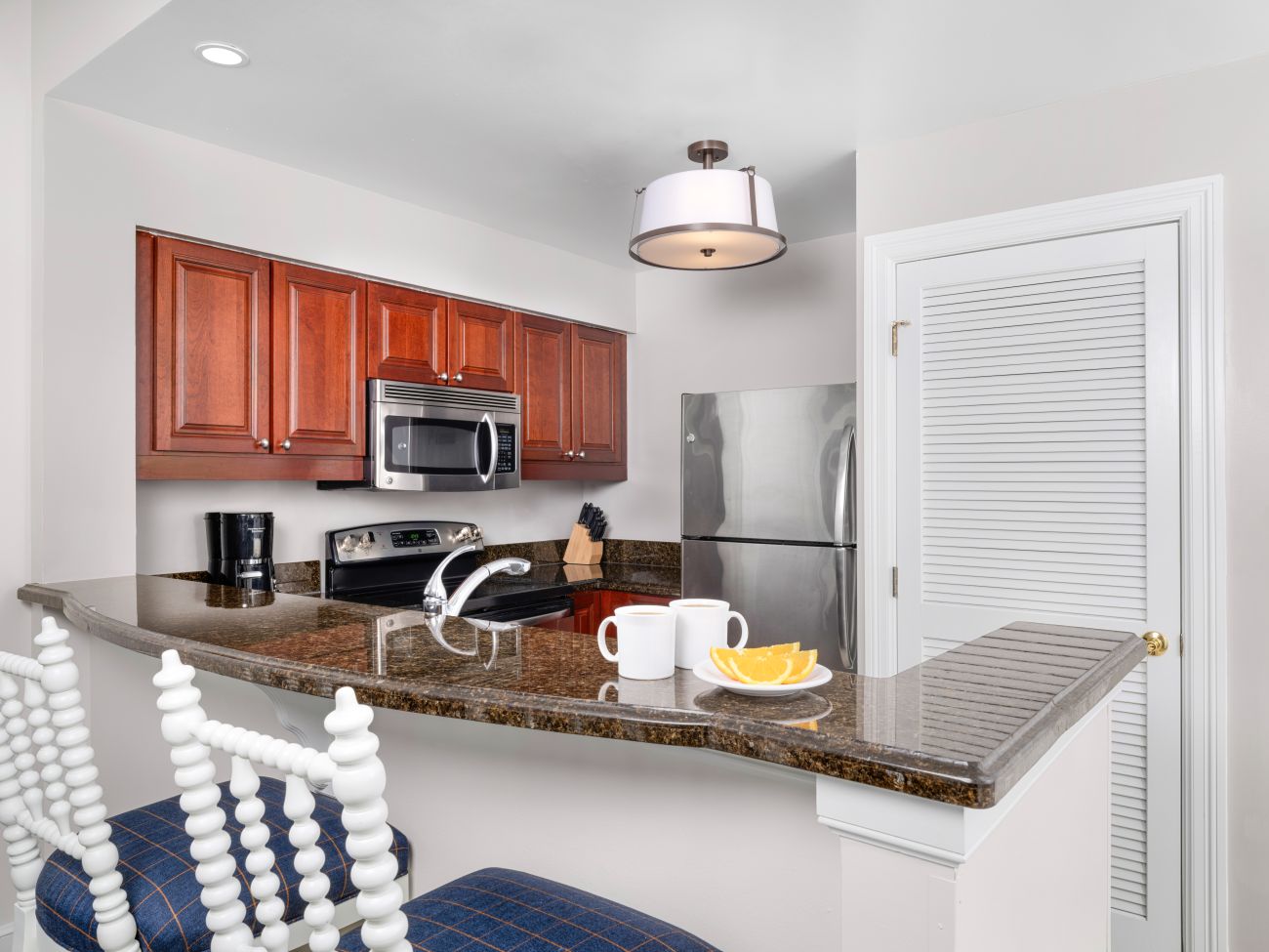 Kitchen (1-Bedroom Villa)